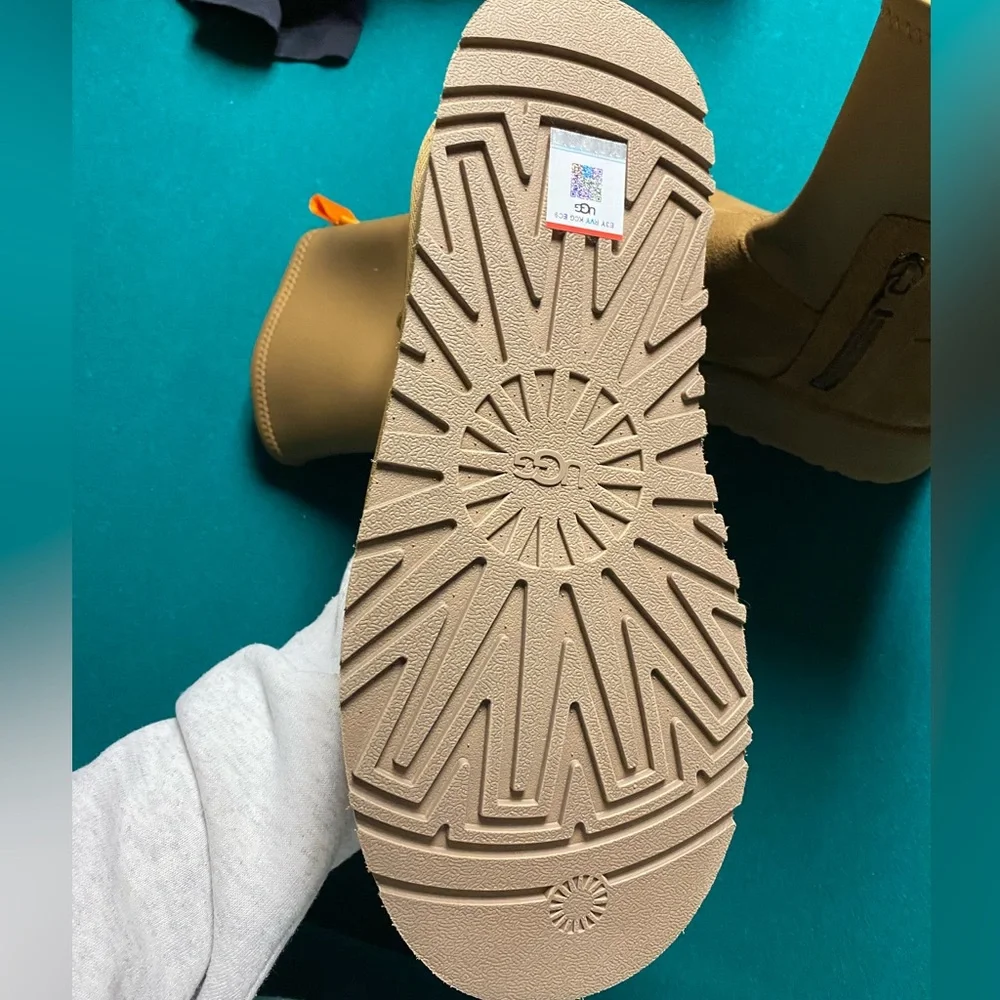 Ugg Classic Dipper